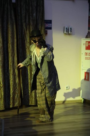 photo_5377563066691685850_y